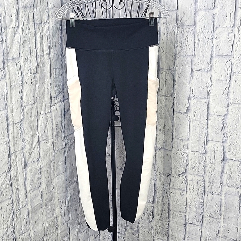 FABLETICS POWERHOLD Black and‎ White High Waisted Leggings
